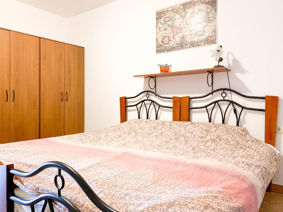 Apartmani Sincic Pula Luaran gambar